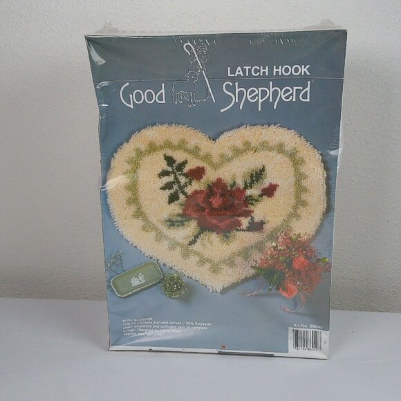 Good Shepherd Latch Hook Heart Shaped Rose Blossom Kit 26" X 23" Vintage 1986 - Picture 1 of 6